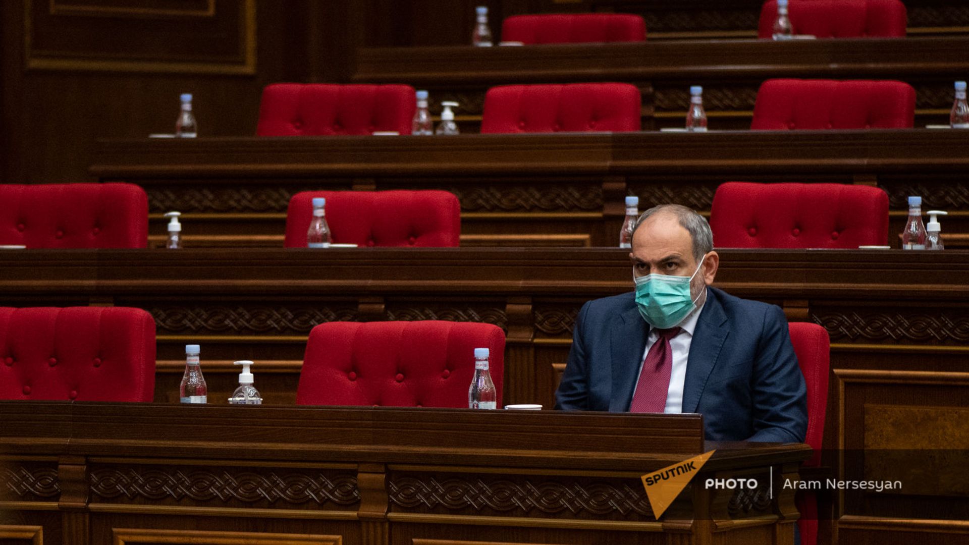 Премьер-министр Никол Пашинян во время внеочередного заседания Парламента (3 мая 2021). Еревaн Премьер-министр Никол Пашинян во время внеочередного заседания Парламента (3 мая 2021). Еревaн - Sputnik Արմենիա, 1920, 10.05.2021