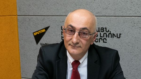Президент историко-культурного фонда Арка Победы Ашот Гаспарян в гостях радио Sputnik - Sputnik Արմենիա