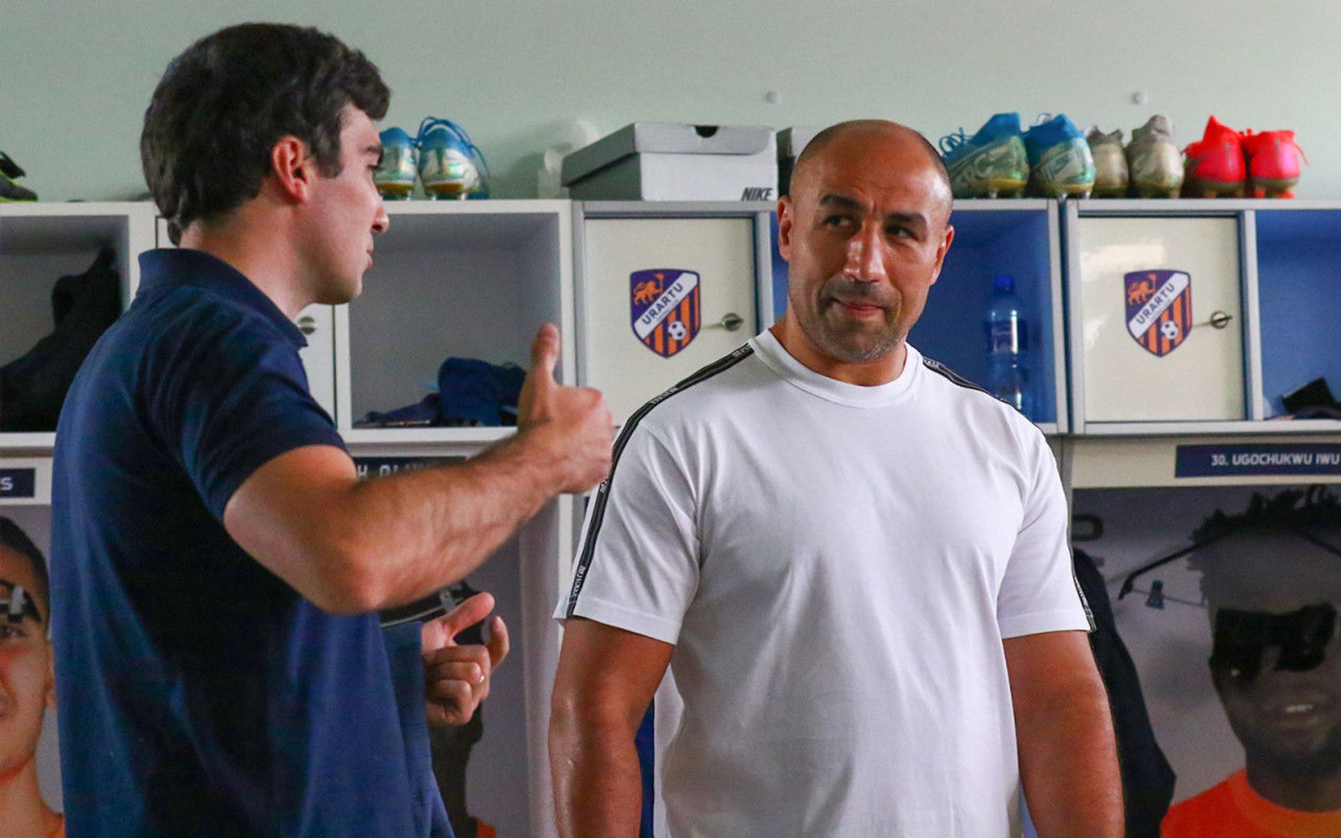«Ուրարտուն» հյուրընկալել է Արթուր Աբրահամին. 11-մետրանոցներ են եղել «Ուրարտուն» հյուրընկալել է Արթուր Աբրահամին. 11-մետրանոցներ են եղել - Sputnik Արմենիա, 1920, 05.05.2021
