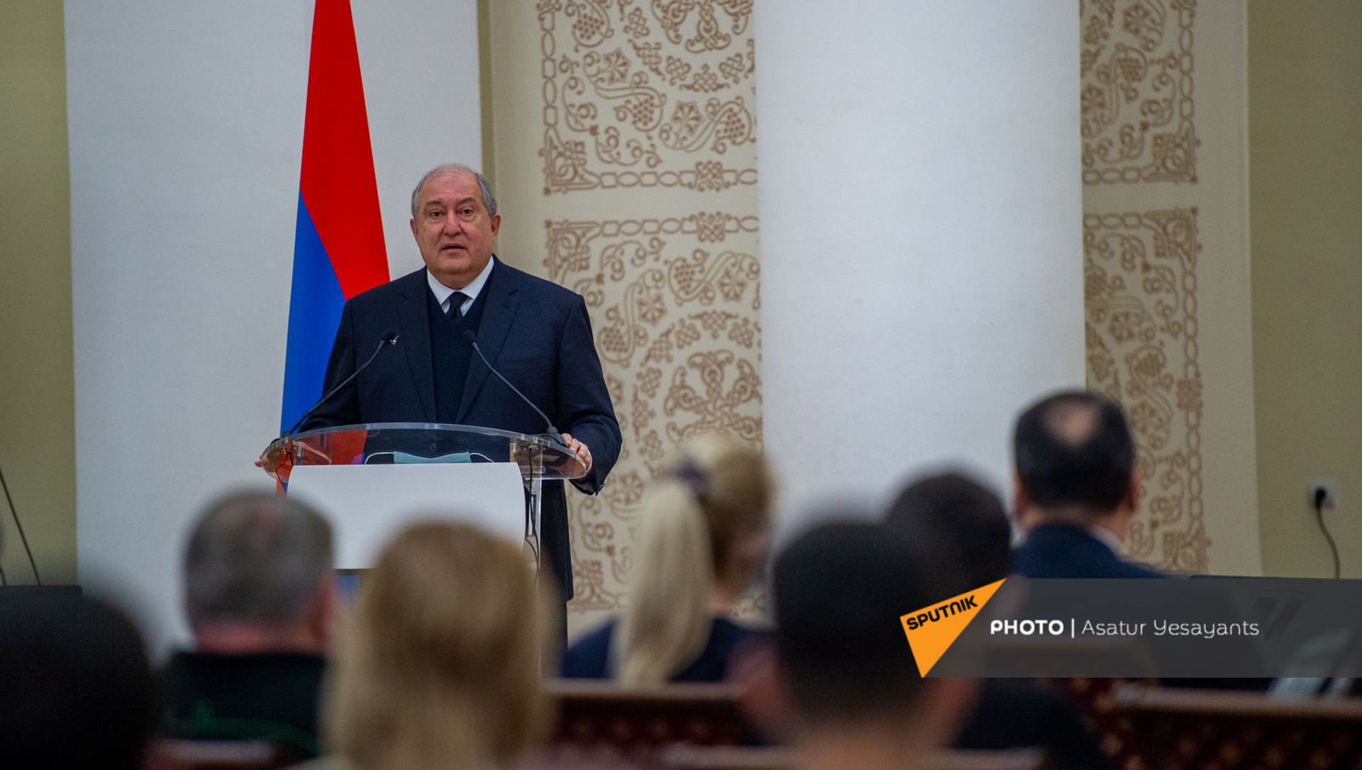 Президент Армен Саркисян во время вечера, посвященного на программе психологической поддержки Зартонк (5 мая 2021). Еревaн - Sputnik Արմենիա, 1920, 07.06.2021