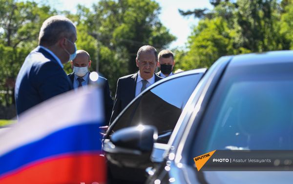 Սերգեյ Լավրովն ու Արա Այվազյանն այցելել են «Հաղթանակ» զբոսայգի Սերգեյ Լավրովն ու Արա Այվազյանն այցելել են «Հաղթանակ» զբոսայգի - Sputnik Արմենիա