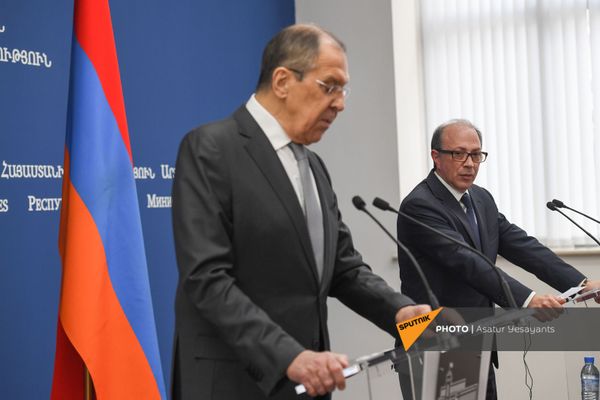 Совместная пресс-конференция глав МИД Армении и России Ара Айвазяна и Сергея Лаврова по итогам встречи (6 мая 2021). Еревaн - Sputnik Армения