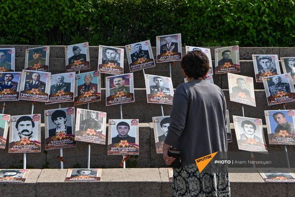 Акция Бессмертный Полк (9 мая 2021). Степанакерт - Sputnik Армения