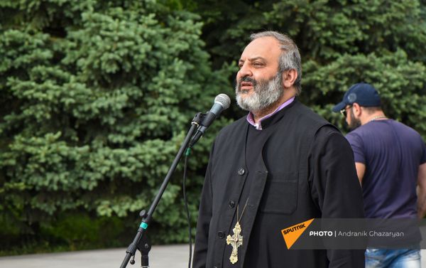 Բագրատ Գալստանյան - Sputnik Արմենիա