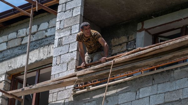 Строительство в селе Кармир Шука - Sputnik Армения