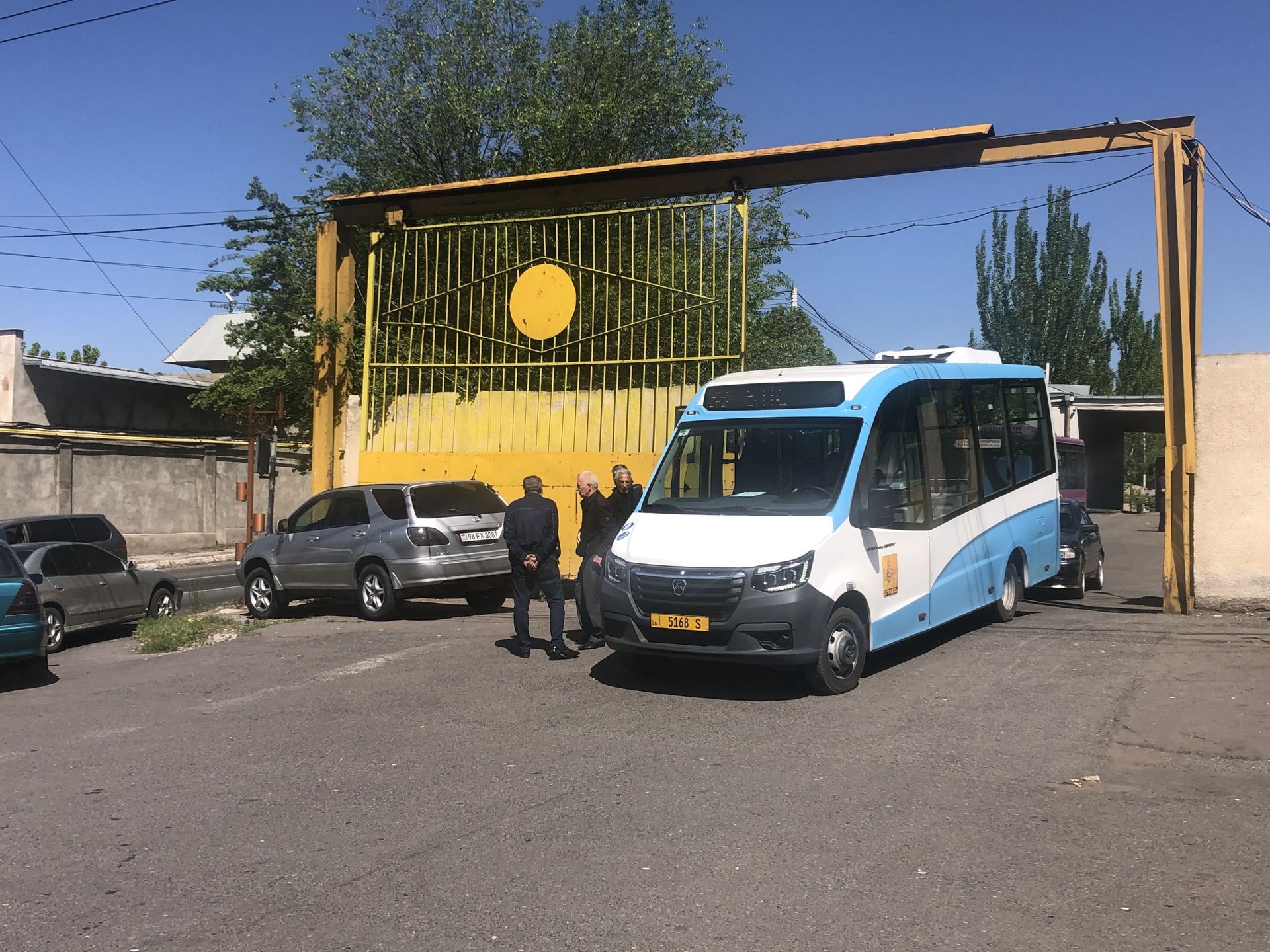 Բողոքի ակցիա Երևանում. ավտոբուսների վարորդները որոշել են աշխատանքի դուրս չգալ Բողոքի ակցիա Երևանում. ավտոբուսների վարորդները որոշել են աշխատանքի դուրս չգալ - Sputnik Արմենիա, 1920, 12.05.2021
