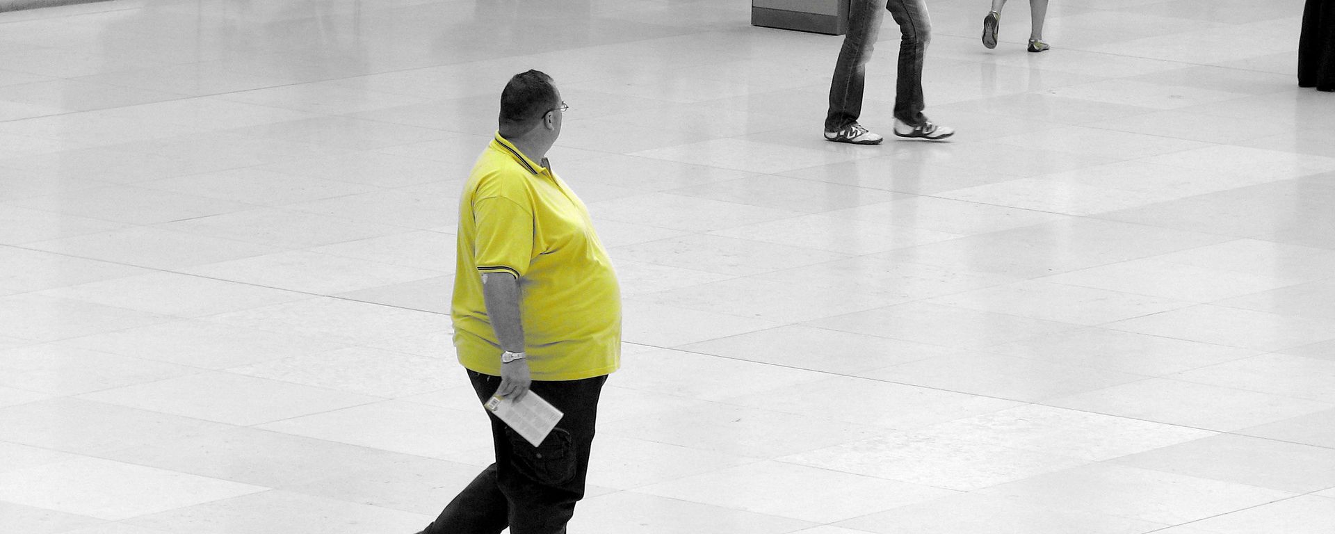 Fat man in yellow - Sputnik Армения, 1920, 25.10.2021
