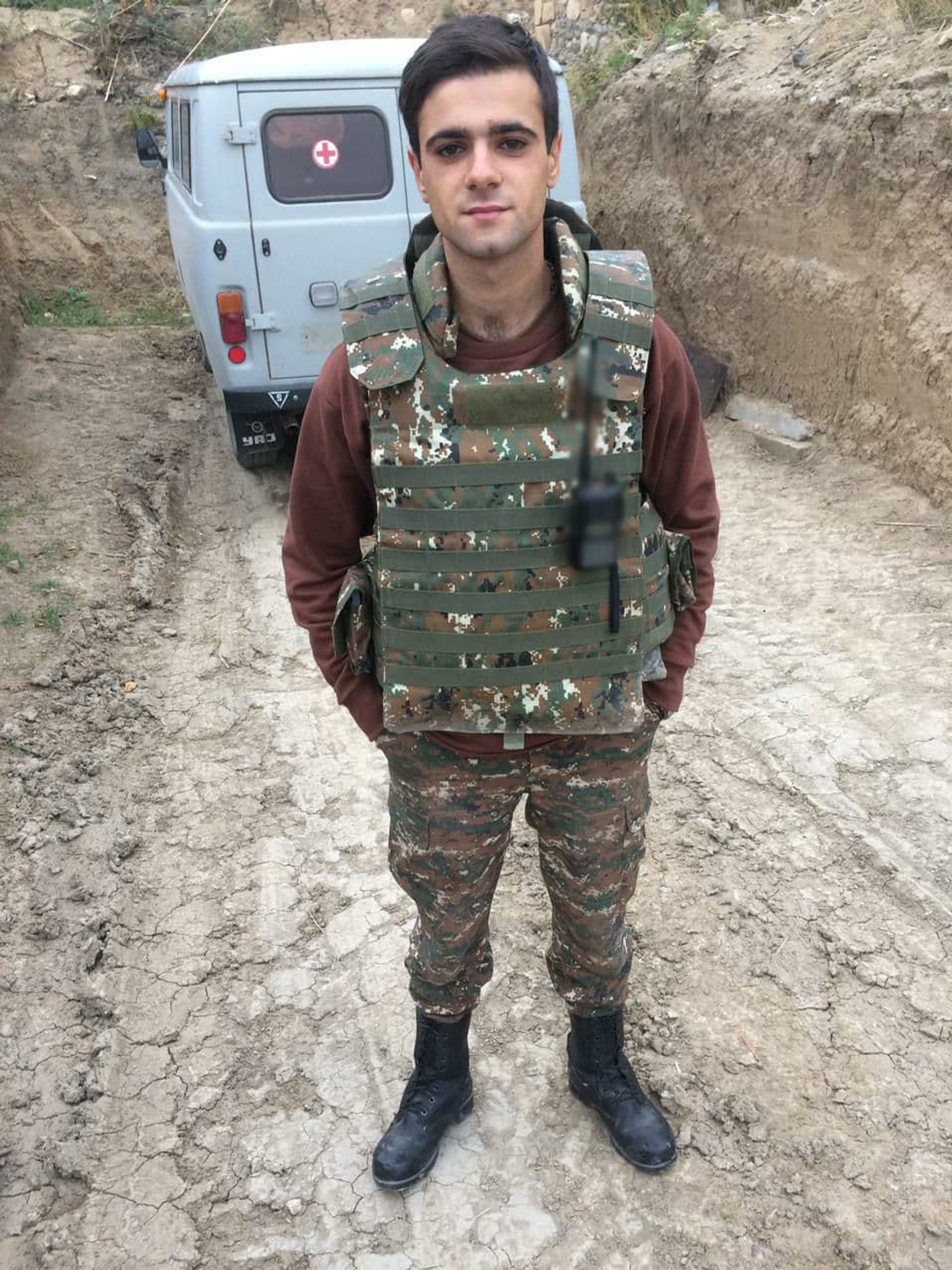 Сделал глубокий вдох и понял, что жив: как Гарик Аветисян спасал в Карабахе раненых - Sputnik Армения, 1920, 19.05.2021