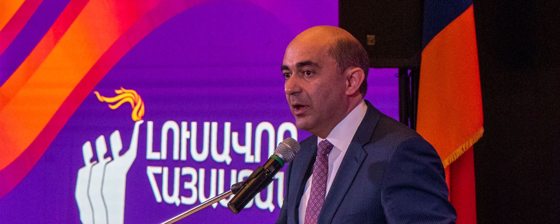 Выступление Эдмона Марукяна во время заседания партии Просвещенная Армения (23 мая 2021). Еревaн - Sputnik Армения, 1920, 25.05.2021
