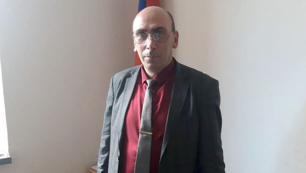 Руководитель аппарата общины Чамбарак Артак Степанян - Sputnik Արմենիա