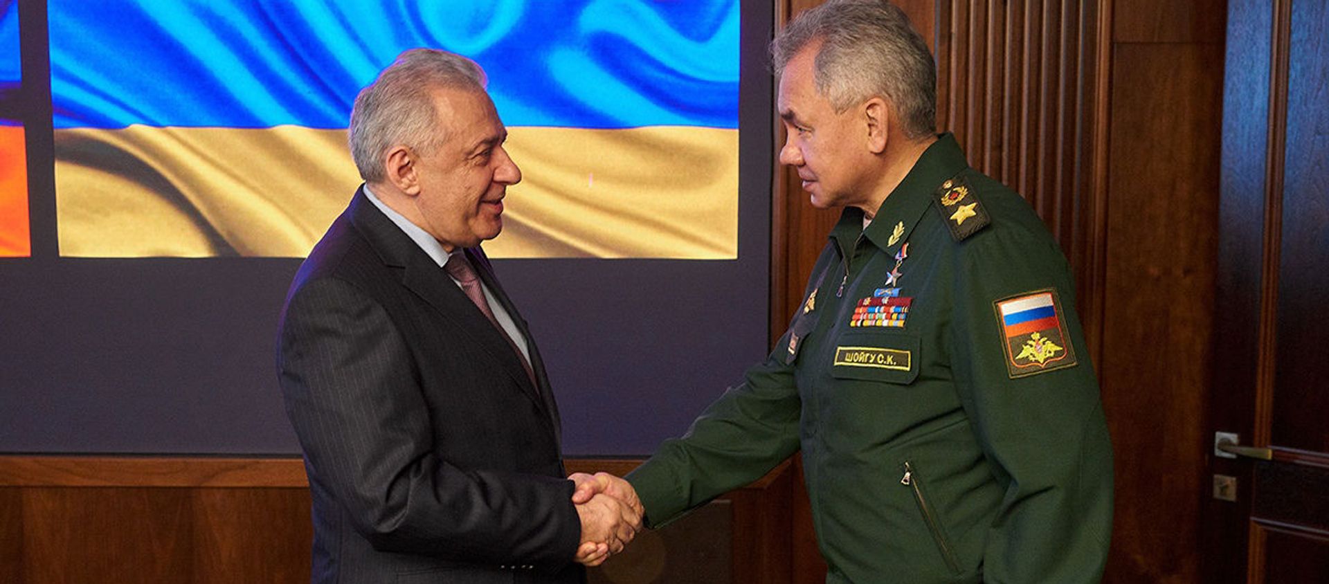 Встреча глав МО Армении и России Вагаршака Арутюняна и Сергея Шойгу (28 мая 2021). Еревaн - Sputnik Արմենիա, 1920, 31.05.2021