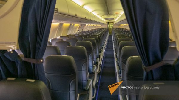 Салон нового Boeing 737–800 авиакомпании Armenia  - Sputnik Армения