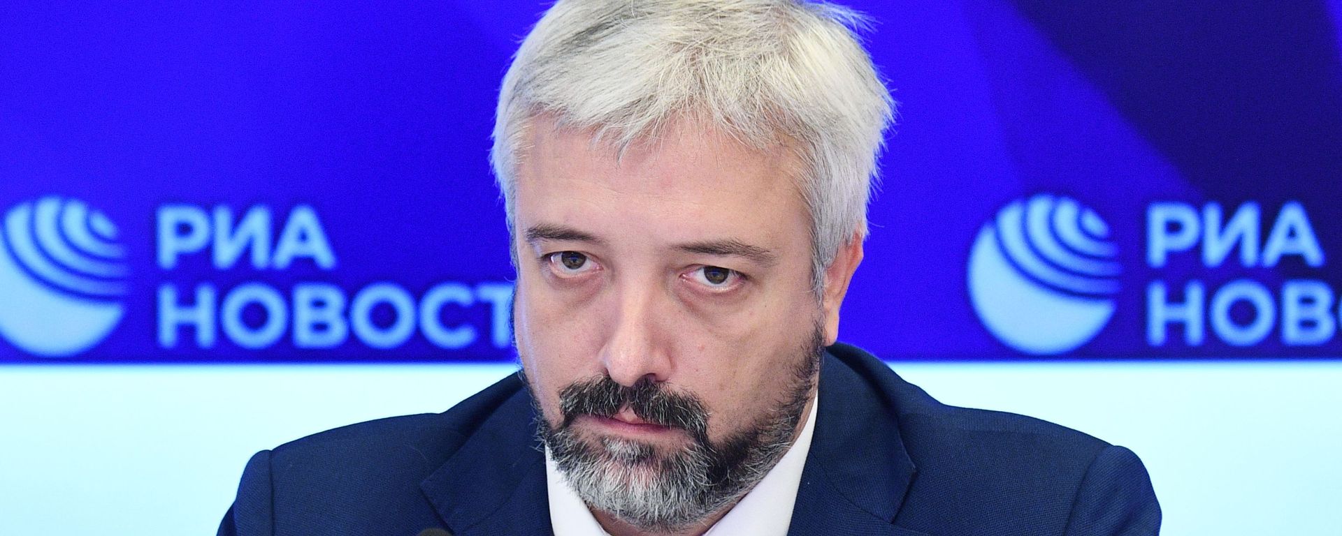 Руководитель Федерального агентства по делам Содружества Независимых Государств, соотечественников, проживающих за рубежом, и по международному гуманитарному сотрудничеству (Россотрудничество) Евгений Примаков  - Sputnik Армения, 1920, 12.01.2022