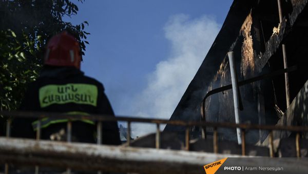 Пожар на улице Антараин (3 июня 2021). Еревaн - Sputnik Արմենիա