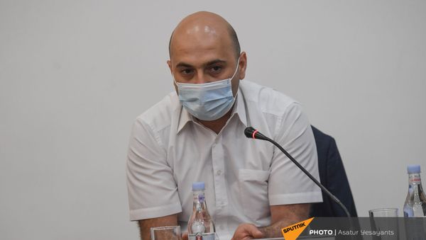 Сергей Абгарян на пресс-конференции в Судебно-мединском научно-практическом центре - Sputnik Արմենիա
