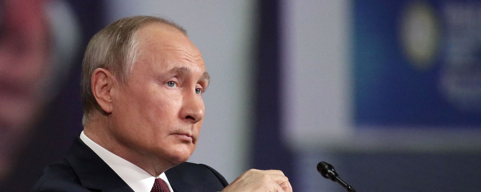 Президент РФ В. Путин принял участие в пленарном заседании ПЭМФ-2021 - Sputnik Армения, 1920, 16.06.2021
