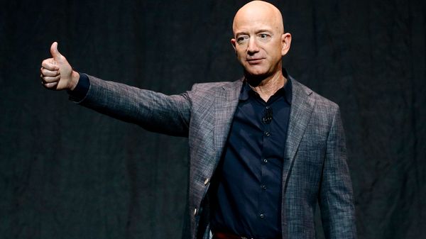 Джефф Безос выступает перед открытием лунного модуля Blue Moon Blue Origin (9 мая 2019). Вашингтон - Sputnik Армения