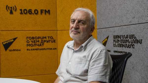 Заместитель председателя партии Армянский национальный конгресс Арам Манукян в гостях радио Sputnik - Sputnik Армения