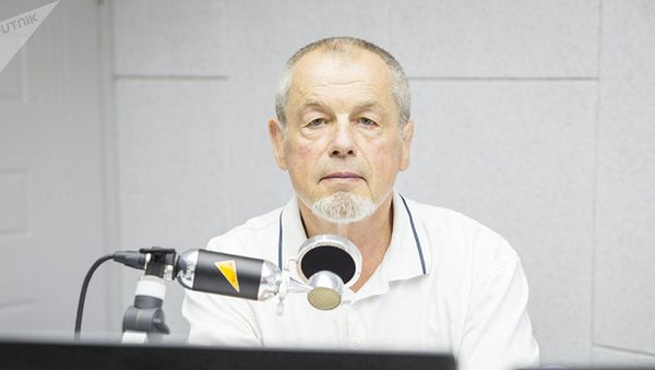 Доктор экономических наук Михаил Пойсик - Sputnik Армения
