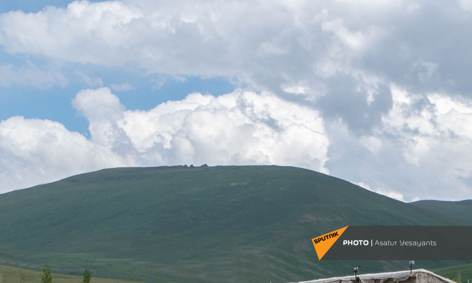Անհանգստություն կա, բայց խուճապ չկա. ինչպես է ապրում Կութ գյուղը հակառակորդի քթի տակ - Sputnik Արմենիա, 1920, 12.06.2021