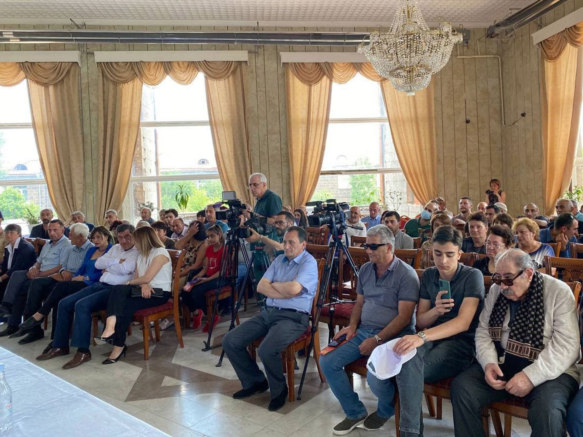 Եթե Տեր-Պետրոսյանը լինի երկրի ղեկավար, մեկ շաբաթում կլուծվի գերիների հարցը. Զուրաբյան - Sputnik Արմենիա, 1920, 12.06.2021