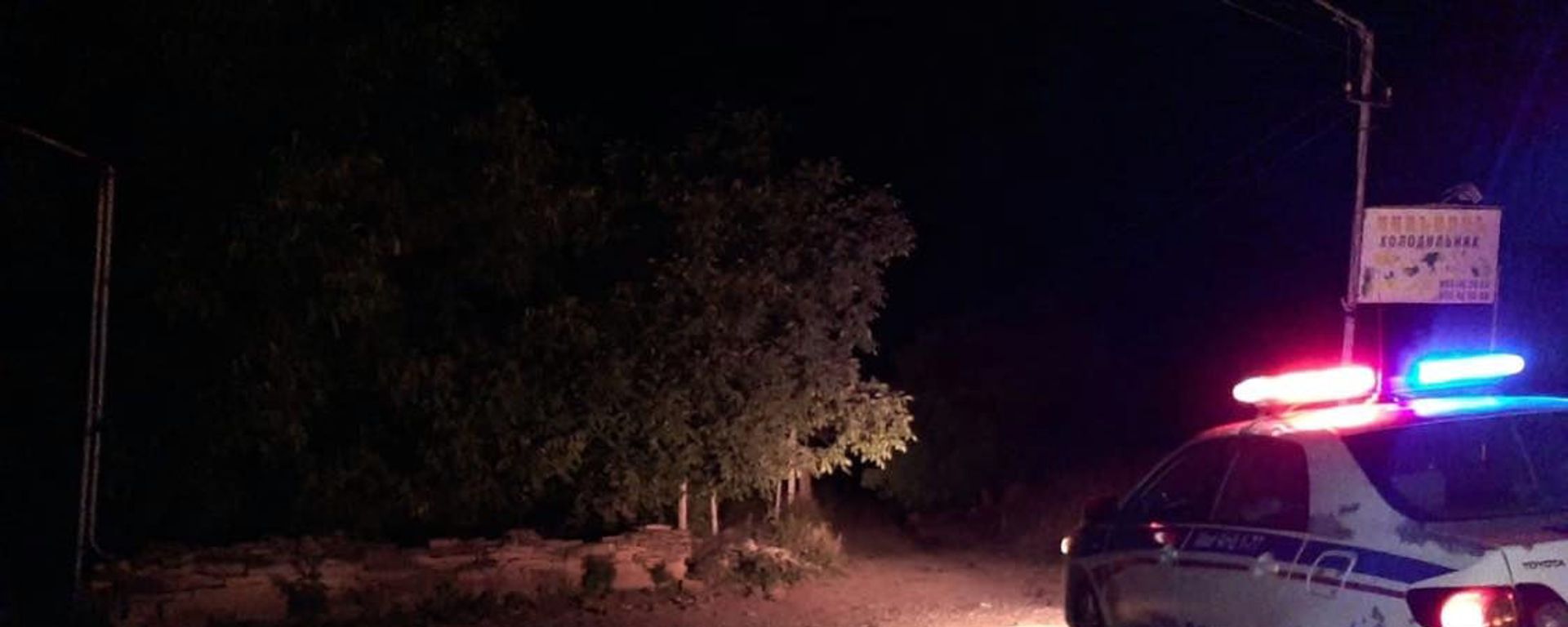 Полицейский автомобиль на месте дорожно-транспортного происшествия на трассе LT-16 (16 июня 2021). Лори Полицейский автомобиль на месте дорожно-транспортного происшествия на трассе LT-16 (16 июня 2021). Лори - Sputnik Армения, 1920, 16.06.2021