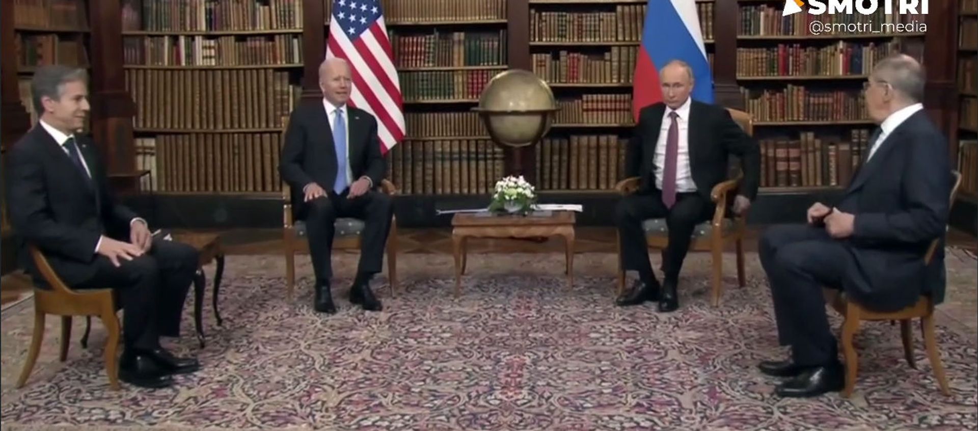 Переговоры Путина и Байдена в узком составе Переговоры Путина и Байдена в узком составе - Sputnik Արմենիա, 1920, 16.06.2021