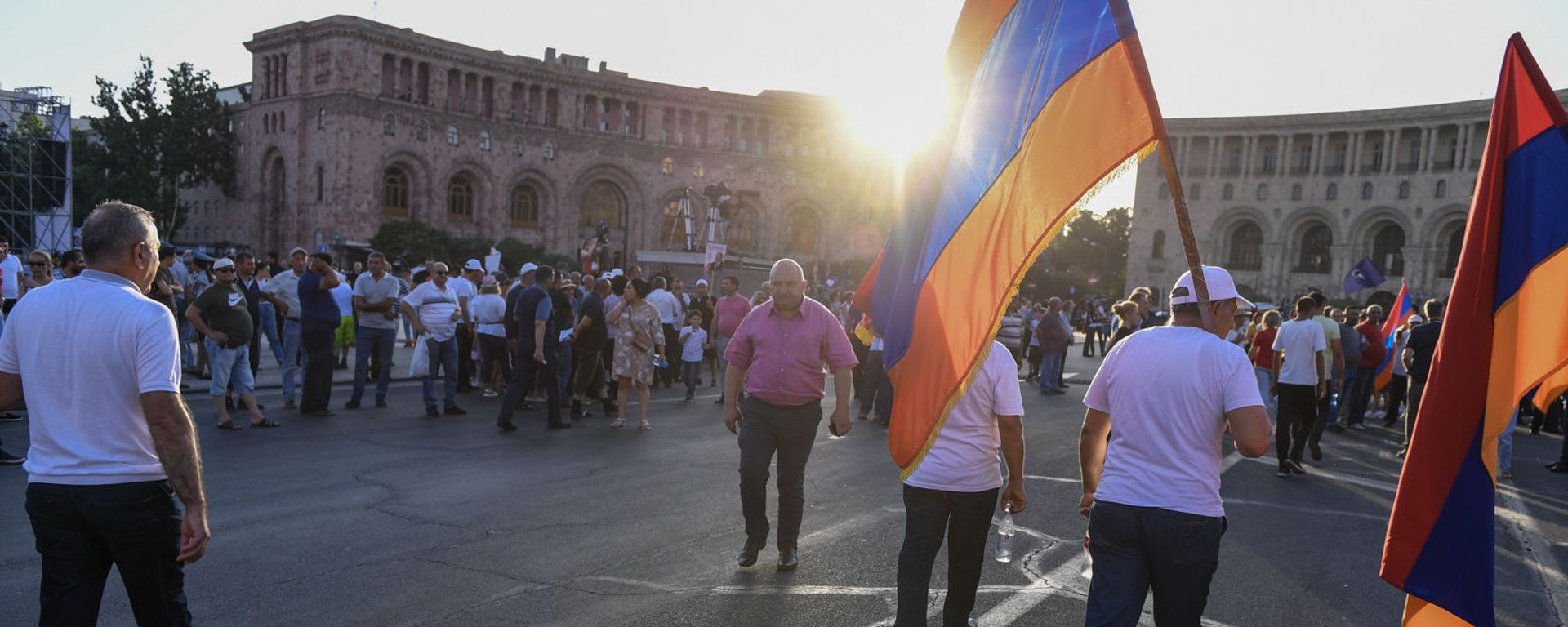 Предвыборный агитационный митинг партии Гражданский договор на площади Республики (17 июня 2021). Еревaн - Sputnik Армения, 1920, 02.07.2021