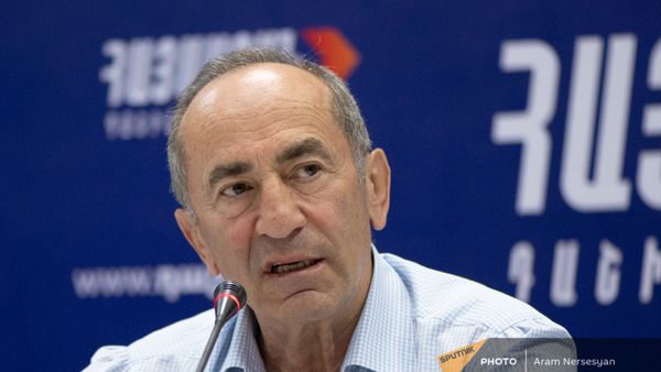 Роберт Кочарян на пресс-конференции лидеров блока Айастан (22 июня 2021). Еревaн - Sputnik Армения