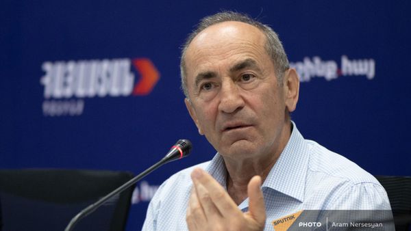 Роберт Кочарян на пресс-конференции лидеров блока Айастан (22 июня 2021). Еревaн - Sputnik Армения