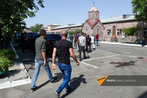 Նորակոչիկները կենտրոնական հավաքակայանի տարածքում - Sputnik Արմենիա