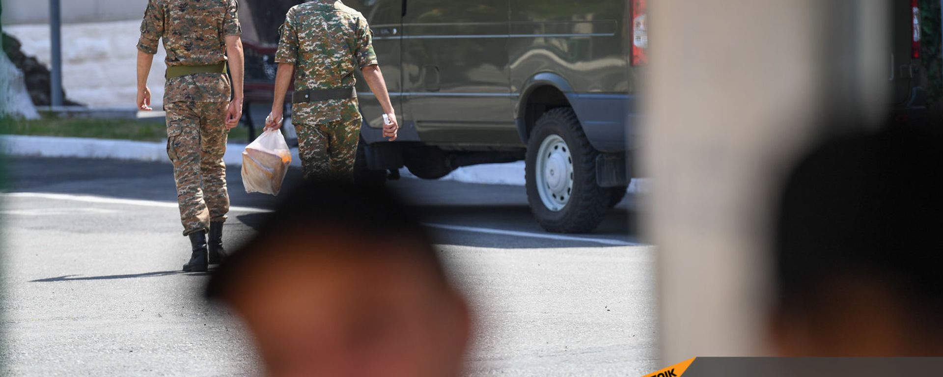 Солдаты в республиканском сборном пункте - Sputnik Армения, 1920, 06.07.2021