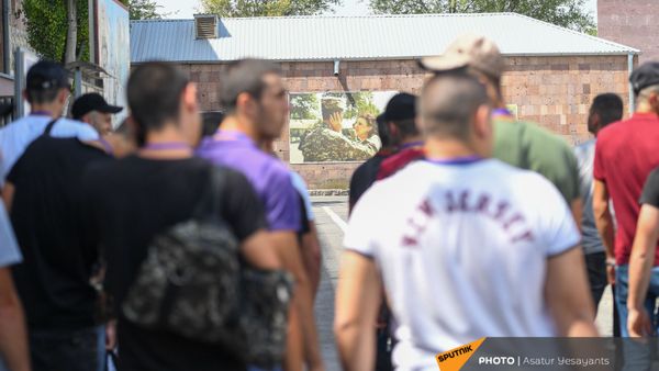 Նորակոչիկներ - Sputnik Արմենիա