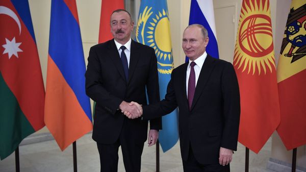 Рабочая поездка президента РФ В. Путина в Санкт-Петербург  - Sputnik Армения