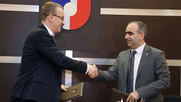 Ստորագրվել է էլեկտրոնային փաստաթղթերի փոխանակման պիլոտային ծրագրի իրականացման ճանապարհային քարտեզը - Sputnik Արմենիա