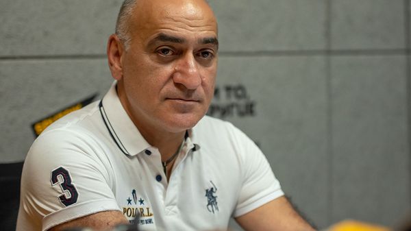 Эксперт по вопросам международной безопасности Владимир Погосян в гостях радио Sputnik - Sputnik Армения