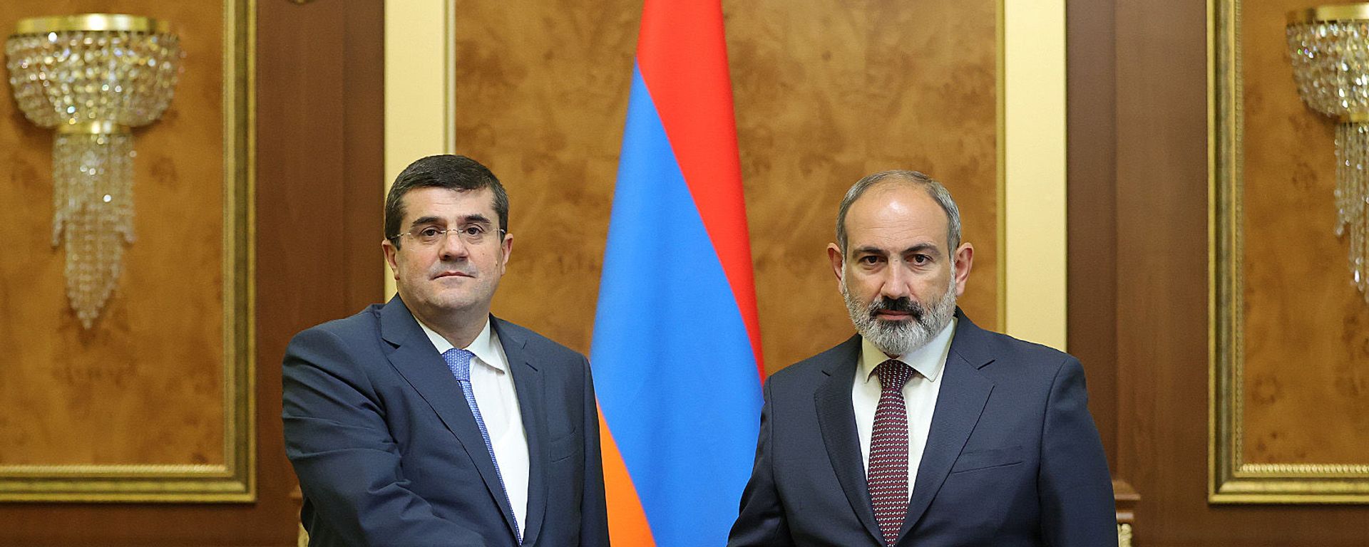 Արայիկ Հարությունյանն ու Նիկոլ Փաշինյանը - Sputnik Արմենիա, 1920, 26.12.2021