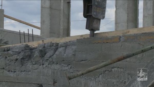 Քաղաքապետ Հայկ Մարությանի կարգադրությամբ շարունակվել է ապօրինի կառույցների ապամոնտաժման գործընթացը։ - Sputnik Армения