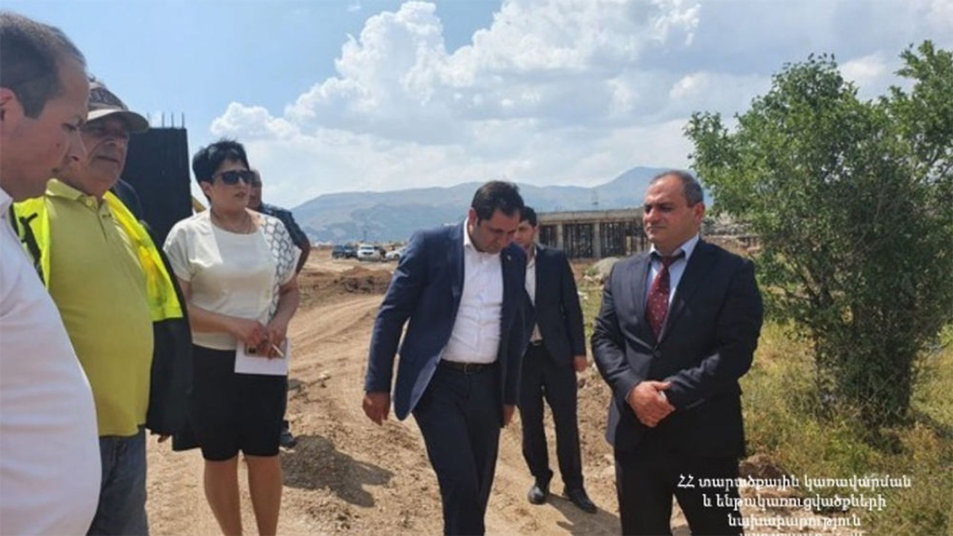 ՀՀ–ում առաջին սանիտարական աղբավայրը կառուցվում է. Պապիկյանը ծանոթացել է աշխատանքներին ՀՀ–ում առաջին սանիտարական աղբավայրը կառուցվում է. Պապիկյանը ծանոթացել է աշխատանքներին - Sputnik Արմենիա, 1920, 12.07.2021