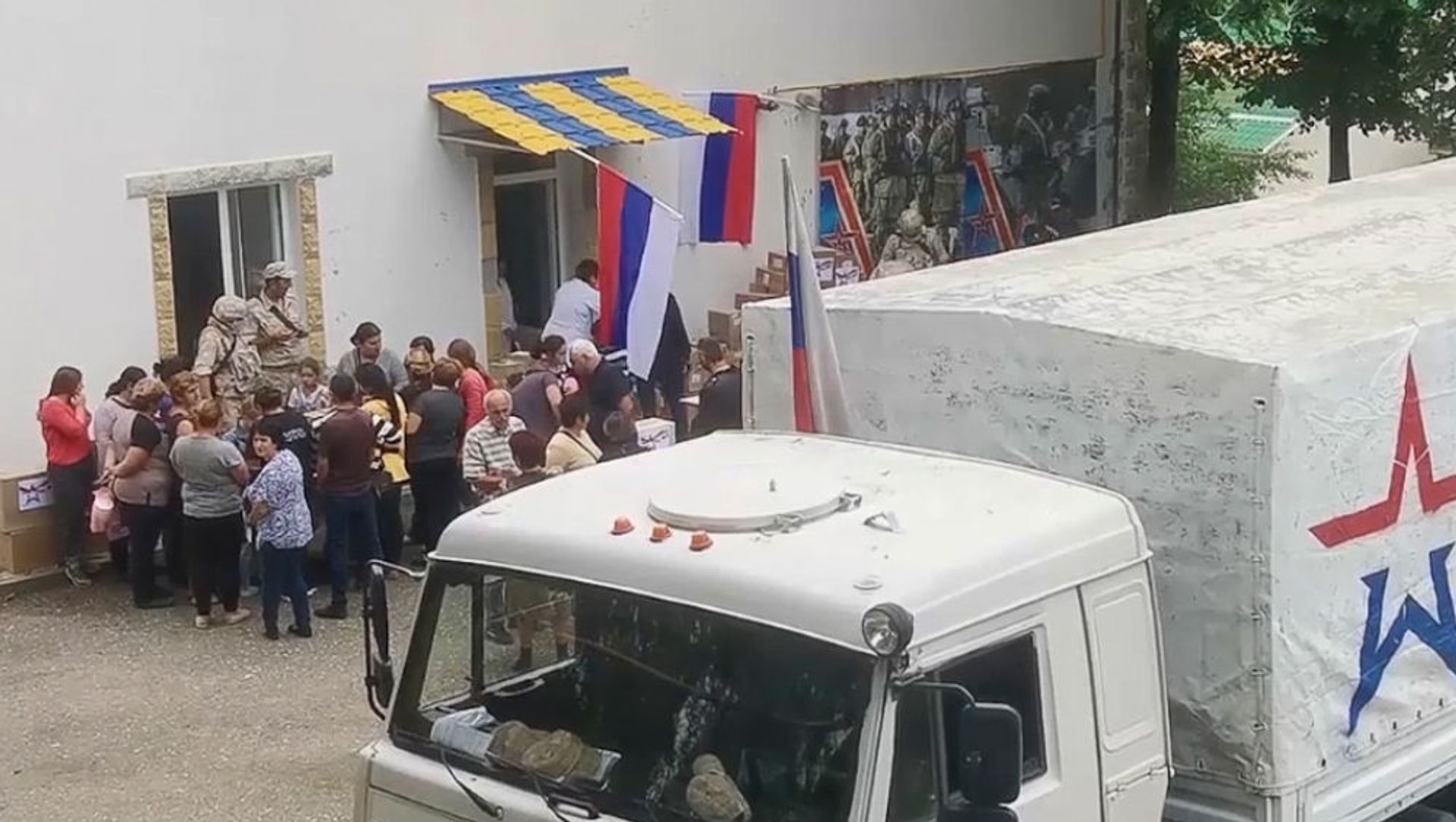 Российские миротворцы провели гуманитарно-медицинскую акцию в селе Ванк (13 июля 2021). Карабах Российские миротворцы провели гуманитарно-медицинскую акцию в селе Ванк (13 июля 2021). Карабах - Sputnik Армения, 1920, 24.07.2021