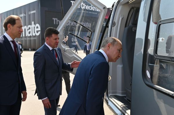 Президент РФ Владимир Путин принял участие в открытии МАКС-2021 - Sputnik Армения