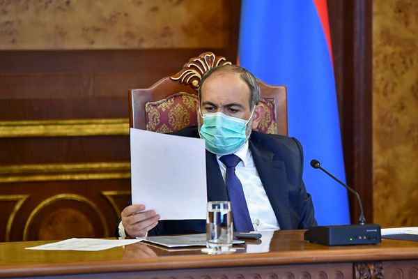 Совещание во главе с и.о. премьер-министра Николом Пашиняном по вопросам реализации инвестиционных программ (21 июля 2021). Еревaн Совещание во главе с и.о. премьер-министра Николом Пашиняном по вопросам реализации инвестиционных программ (21 июля 2021). Еревaн - Sputnik Армения