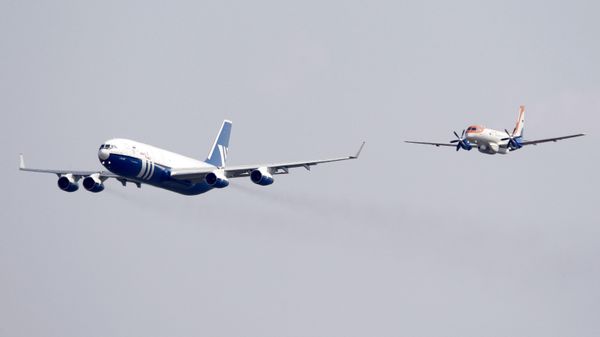 Самолеты Ил-96-400Т и Ил-114 - Sputnik Армения