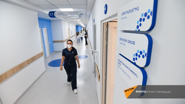 Новые операционные и отремонтированные отделения медцентре Св. Григора Лусаворича - Sputnik Армения