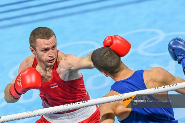 Арман Дарчинян во время поединка на Олимпийских играх в Токио (29 июля 2021). Япония - Sputnik Армения