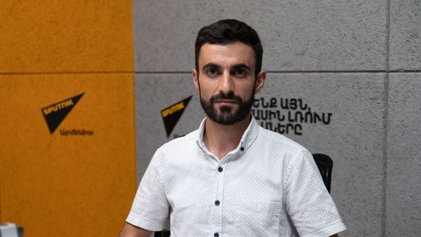 Аналитик центра Орбели Тарон Ованнисян в гостях радио Sputnik - Sputnik Արմենիա