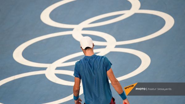 Карен Хачанов во время финального матча с Александром Зверевым мужского теннисного турнира Олимпийских игр в Токио (1 августа 2021). Япония - Sputnik Армения
