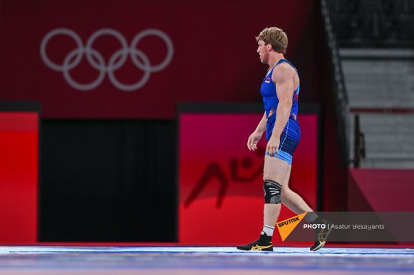 Поединок 1/4 финала по борьбе греко-римского стиля между Артуром Алексаняном (Армения) и Арви Мартином Саволайненом (Финляндия) на XXXII летних Олимпийских играх (2 августа 2021). Токио - Sputnik Армения