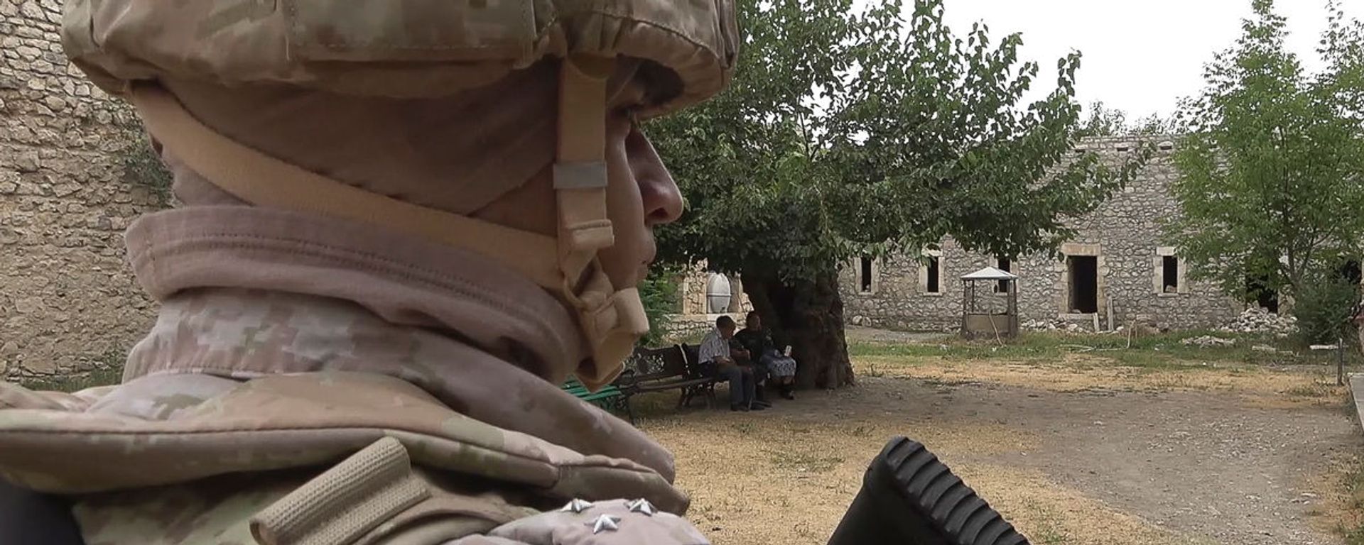 Российские миротворцы сопроводили более тысячи паломников и жителей Карабаха при посещении монастырского комплекса Амарас - Sputnik Արմենիա, 1920, 24.05.2021