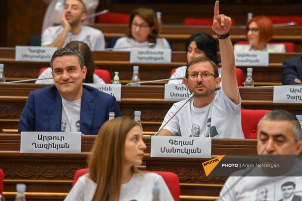 «Հայաստան» դաշինքը` ԱԺ 8–դ գումարման առաջին նիստին - Sputnik Արմենիա